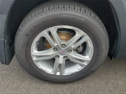 More photos of 2018 GMC Terrain SLE Diesel at Tom Gill Buick GMC, OH