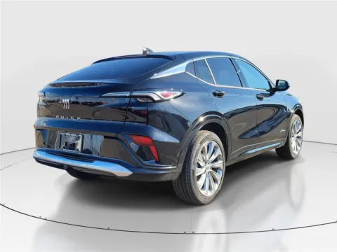 More photos of 2026 Buick Envista Avenir at Tom Gill Buick GMC, OH