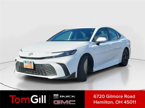 White 2025 Toyota Camry SE for sale in Hamilton, OH