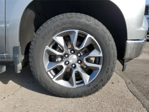 More photos of 2023 Chevrolet Silverado 1500 LT at Tom Gill Buick GMC, OH
