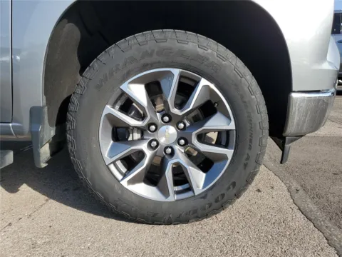 More photos of 2023 Chevrolet Silverado 1500 LT at Tom Gill Buick GMC, OH