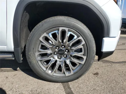 More photos of 2026 GMC Sierra 1500 Denali Ultimate at Tom Gill Buick GMC, OH