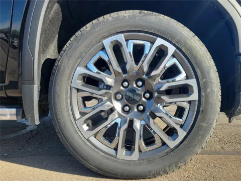 More photos of 2026 GMC Sierra 1500 Denali Ultimate at Tom Gill Buick GMC, OH