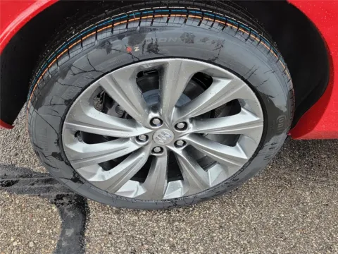 More photos of 2026 Buick Envista Avenir at Tom Gill Buick GMC, OH