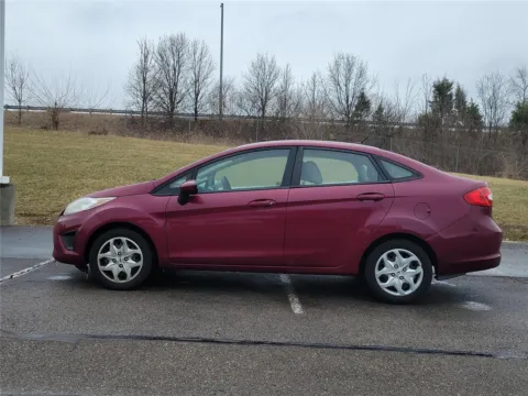 More photos of 2011 Ford Fiesta SE at Tom Gill Buick GMC, OH