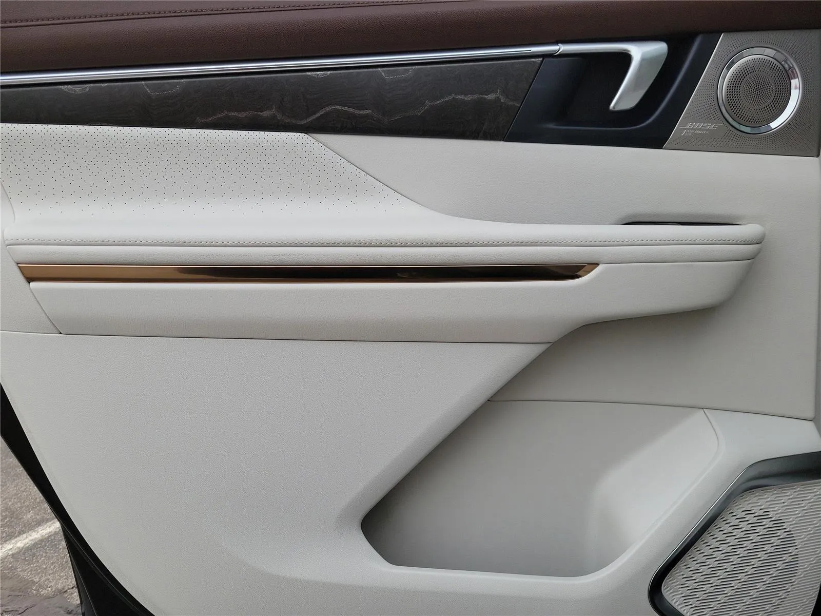 2026 Buick Enclave Avenir - Photo 16