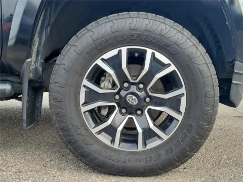 More photos of 2020 Toyota Tacoma TRD Sport at Tom Gill Buick GMC, OH