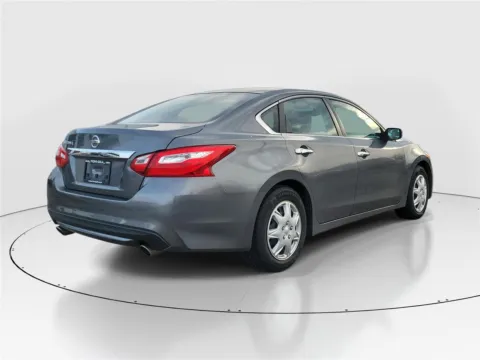 More photos of 2016 Nissan Altima 2.5 S at Tom Gill Buick GMC, OH