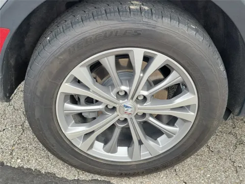 More photos of 2023 Buick Envision Preferred at Tom Gill Buick GMC, OH