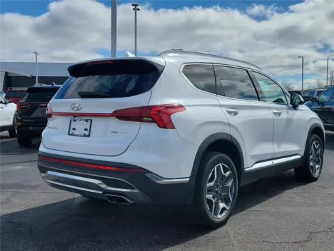 More photos of 2022 Hyundai Santa Fe Limited at Tom Gill Buick GMC, OH