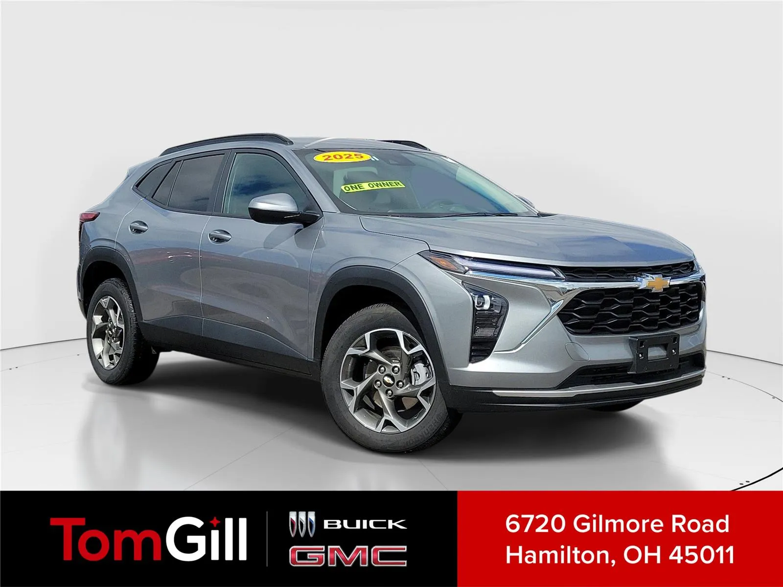 Gray 2025 Chevrolet Trax LT for sale in Hamilton, OH