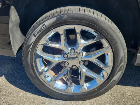 More photos of 2018 GMC Yukon XL Denali at Tom Gill Buick GMC, OH