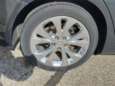 More photos of 2017 Chevrolet Malibu Premier at Tom Gill Buick GMC, OH