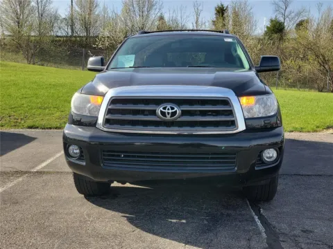 Another view of 2015 Toyota Sequoia SR5 for sale in Hamilton, OH at Tom Gill Buick GMC