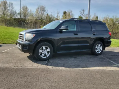 More photos of 2015 Toyota Sequoia SR5 at Tom Gill Buick GMC, OH