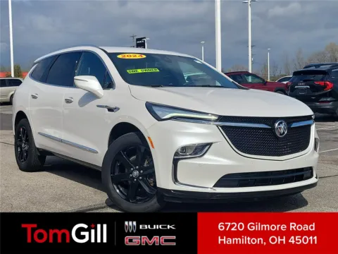 White 2024 Buick Enclave Essence for sale in Hamilton, OH