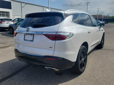 More photos of 2024 Buick Enclave Essence at Tom Gill Buick GMC, OH