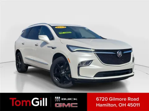 White 2024 Buick Enclave Essence for sale in Hamilton, OH