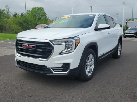 Photos of 2023 GMC Terrain SLE for sale in Hamilton, OH at Tom Gill Buick GMC