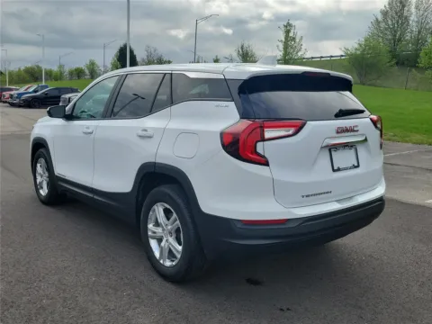Another view of 2023 GMC Terrain SLE for sale in Hamilton, OH at Tom Gill Buick GMC