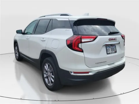 Another view of 2023 GMC Terrain SLT for sale in Hamilton, OH at Tom Gill Buick GMC