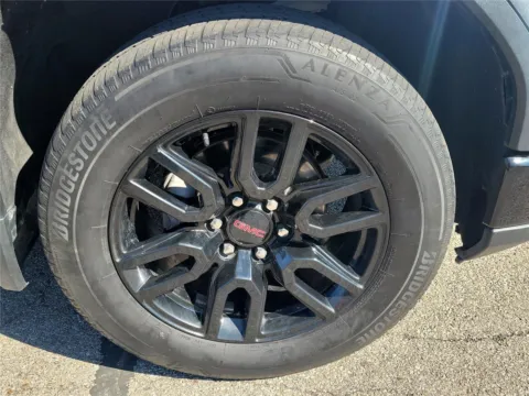 More photos of 2022 GMC Sierra 1500 Elevation at Tom Gill Buick GMC, OH