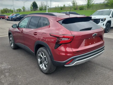 Another view of 2024 Chevrolet Trax LT for sale in Hamilton, OH at Tom Gill Buick GMC
