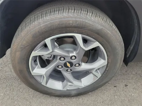 More photos of 2024 Chevrolet Trax LT at Tom Gill Buick GMC, OH