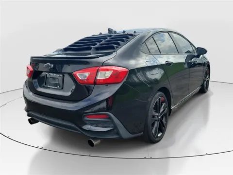 More photos of 2017 Chevrolet Cruze LT at Tom Gill Buick GMC, OH