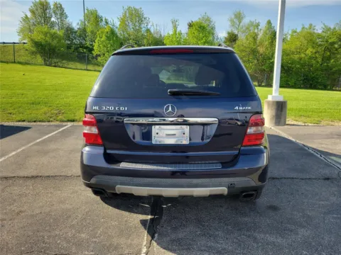 More photos of 2008 Mercedes-Benz M-Class 3.0L CDI at Tom Gill Buick GMC, OH