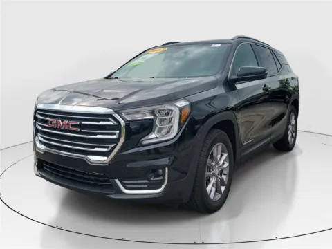 Photos of 2022 GMC Terrain SLT for sale in Hamilton, OH at Tom Gill Buick GMC