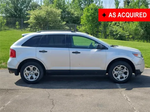 Silver 2014 Ford Edge SE for sale in Hamilton, OH