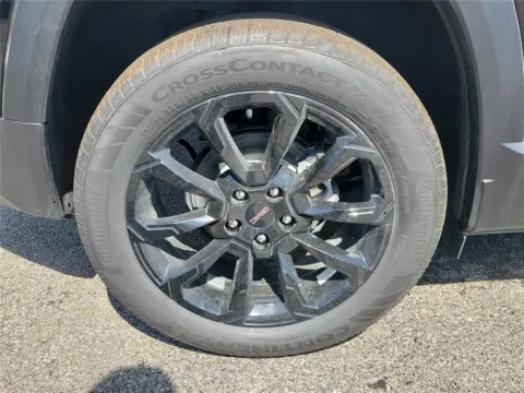 More photos of 2026 GMC Terrain FWD Elevation at Tom Gill Buick GMC, OH