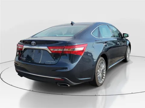 More photos of 2016 Toyota Avalon Limited at Tom Gill Buick GMC, OH