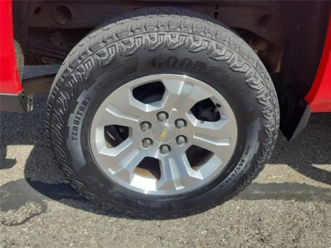 More photos of 2016 Chevrolet Silverado 1500 LT at Tom Gill Buick GMC, OH
