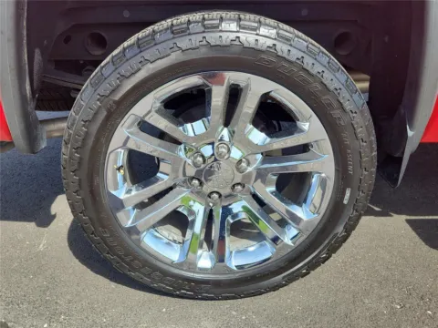 More photos of 2017 GMC Sierra 1500 SLT at Tom Gill Buick GMC, OH