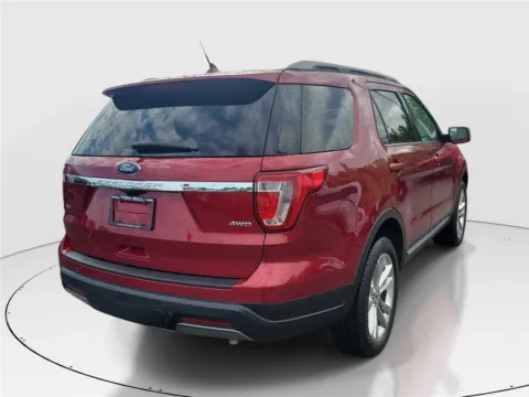 More photos of 2019 Ford Explorer XLT at Tom Gill Buick GMC, OH