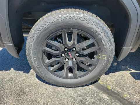 More photos of 2026 GMC Sierra 1500 Elevation at Tom Gill Buick GMC, OH