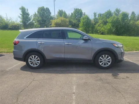 Silver 2020 Kia Sorento LX V6 for sale in Hamilton, OH