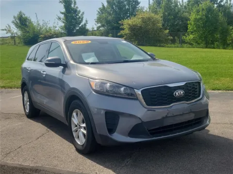 Photos of 2020 Kia Sorento LX V6 for sale in Hamilton, OH at Tom Gill Buick GMC