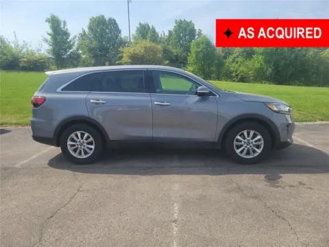 Silver 2020 Kia Sorento LX V6 for sale in Hamilton, OH