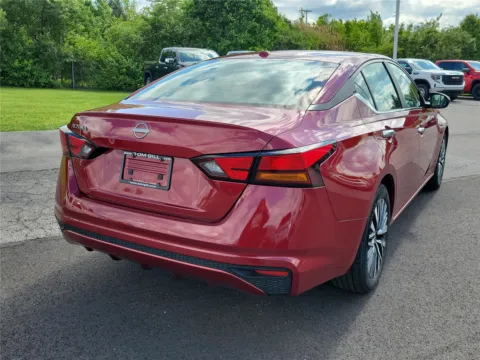 More photos of 2025 Nissan Altima SV at Tom Gill Buick GMC, OH