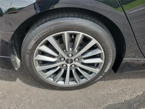 More photos of 2018 Lincoln MKZ Select at Tom Gill Buick GMC, OH