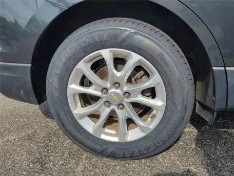 More photos of 2020 Chevrolet Equinox LT at Tom Gill Buick GMC, OH