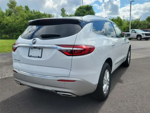 More photos of 2020 Buick Enclave Essence at Tom Gill Buick GMC, OH