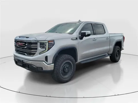 Photos of 2022 GMC Sierra 1500 SLT for sale in Hamilton, OH at Tom Gill Buick GMC