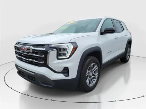 Photos of 2026 GMC Terrain FWD Elevation for sale in Hamilton, OH at Tom Gill Buick GMC
