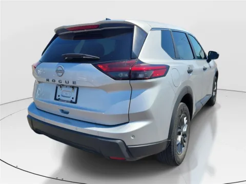 More photos of 2024 Nissan Rogue S at Tom Gill Buick GMC, OH