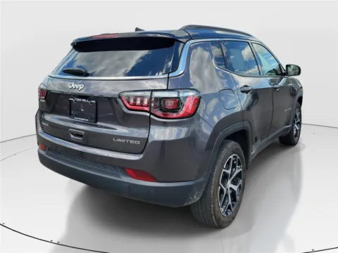 More photos of 2024 Jeep Compass Limited at Tom Gill Buick GMC, OH