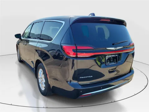 Another view of 2023 Chrysler Pacifica Touring L for sale in Hamilton, OH at Tom Gill Buick GMC